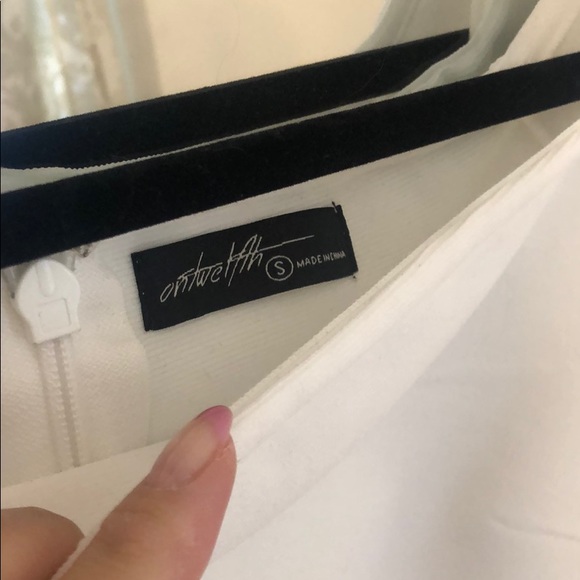 Sheer sleeve white mini dress - Picture 2 of 4